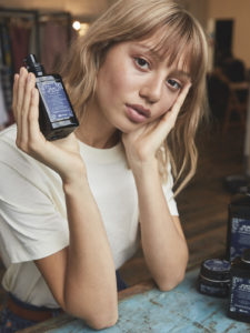 dla perfekcyjnego blondu fryzury Davines Heart of Glass Model2 Dla perfekcyjnego blondu fryzury – Davines Heart of Glass –