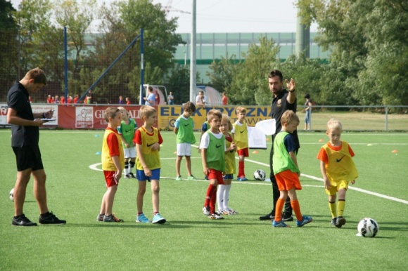 Słynny klub FC Barcelona szuka młodego narybku w Polsce