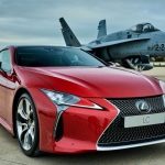 Lexus LC kontra F-18