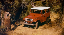 Toyota Land Cruiser numerem jeden wśród japońskich klasyków