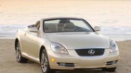 Lexus na lato