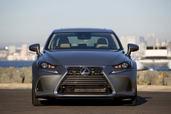 Nowy Lexus IS – więcej szczegółów, nowe zdjęcia