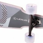 Longboard od Lexusa