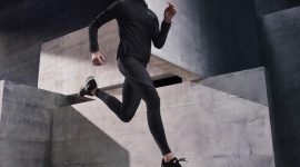 NIKE ZONAL STRENGTH TIGHTS ‒ DOBIERZ LEGGINSY DO DYSCYPLINY