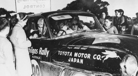 Pierwszy samochód rajdowy Toyoty