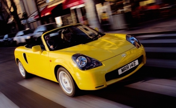 Historia Toyoty MR2