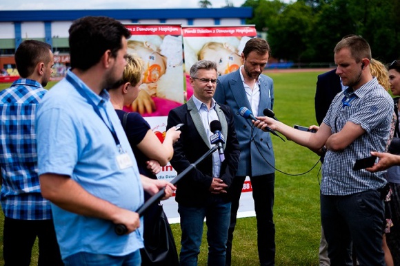 Electrum Ekiden, czyli drużynowe bieganie dorosłych i dzieci w szczytnym celu