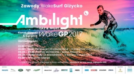 Wirtuozi fal na rozświetlonym Kanale Giżyckim, czyli nocne zawody wakesurfowe