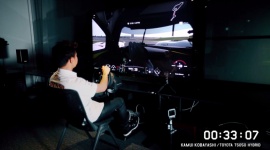 Kamui Kobayashi testuje Toyotę TS050 w Gran Turismo Sport