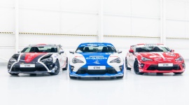 Trzy Toyoty GT86 stylizowane na słynne wyścigówki z Le Mans