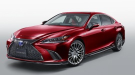 TRD stuningowało Lexusa ES