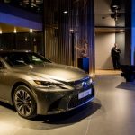 Powody, dla których warto kupić samochód klasy premium