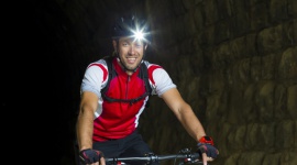 Sport jesienią. Jak dobrać odzież i sprzęt?
