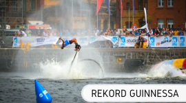 Rekord Guinnessa we Flyboardingu już oficjalnie zatwierdzony. Polak najlepszy!
