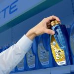 Olej samochodowy olejowi nierówny. Na co trzeba zwracać uwagę?
