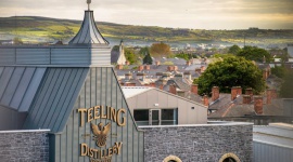Irlandzka whiskey na stałej wznoszącej