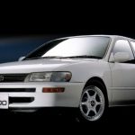 Toyota Corolla TRD2000. Samochód wyścigowy w kamuflażu rodzinnego sedana