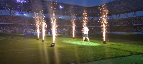 Wygrane, otwarcia, jubileusze. Jak świętuje się w sporcie?