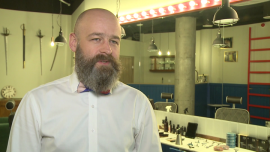 Moda na brody wciąż trwa. Podkreślają indywidualny, niezależny styl życia właścicieli