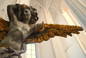 Aniołom nie należy się kłaniać