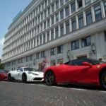 Kawalkada Ferrari Costa Baltica na dziedzińcu CBF ?Nowy Świat?!