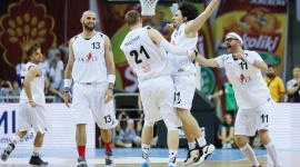 Sokołów z Marcin Gortat Camp 2017 Wsparcie młodych pasjonatów koszykówki BIZNES, Kultura - Sokołów S.A. po raz kolejny wsparł Marcin Gortat Camp ? akcję, której ideą jest promowanie aktywności fizycznej wśród dzieci i młodzieży.
