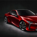 LC500 zgarnia tytuł ?Auta XXV-lecia Playboya?