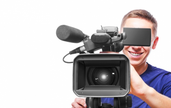 Konkurs filmowy Fundacji DOOR Film, LIFESTYLE - ?Pomagam Pomagać? ? to hasło przewodnie konkursu filmowego jaki ogłosiła Fundacja DOOR Otwarte Drzwi. Skierowany jest on do młodzieży ponadgimnazjalnej z województwa podlaskiego i ma uwrażliwić młodych ludzi na potrzeby innych.