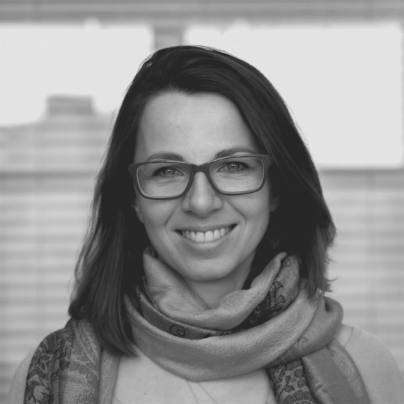Adriana Misiorska, SEM Strategist, przechodzi z GroupM do SalesTube BIZNES, Media i PR - Group One ogłasza kolejny transfer wzmacniający jego pozycję lidera w segmencie digital ? do zespołu Sales Tube dołącza Adriana Misiorska. SalesTube to połączenie najsilniejszych kompetencji performance marketingowych z budową i optymalizacją sklepów e-commerce.