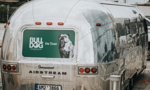 BULLDOG ON TOUR