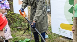 Omenaa Mensah wspiera walkę ze smogiem