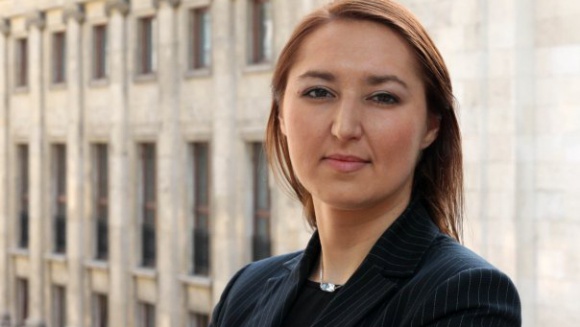 Agnieszka Świerczewska na czele sprzedaży w ABI Media Holdings BIZNES, Media i PR - Z początkiem marca br. Agnieszka Świerczewska została powołana na stanowisko Dyrektora Sprzedaży w ABI Media Holdings. Nowa dyrektor będzie odpowiedzialna za sprzedaż w grupie i rozwój nowych produktów oraz kanałów sprzedaży.