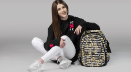 Roksana Węgiel - Ambasadorką marki St.Right Gwiazdy, LIFESTYLE - ROKSANA WĘGIEL ? pierwsza w historii polska zwyciężczyni Eurowizji Junior została Ambasadorką marki ST.RIGHT, dedykowanej dla młodzieży i dzieci w wieku szkolnym.