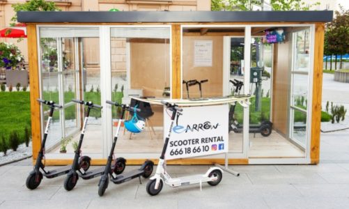 Galeria Krakowska z wypożyczalnią hulajnóg elektrycznych