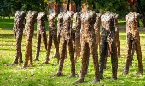 Rzeźba za 10 milionów Magdaleny Abakanowicz z kolekcji Robina Williamsa