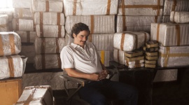 ?Narcos? po raz pierwszy w telewizji. W Polsce serial pokaże Stopklatka TV BIZNES, Kultura - Grupa Kino Polska TV nabyła prawa do emisji serialu ?Narcos?, który po raz pierwszy w historii tej produkcji zostanie zaprezentowany przez stacje telewizyjne na świecie. W Polsce ?Narcos? będzie można oglądać w Stopklatce TV. Premiera już 23 listopada.