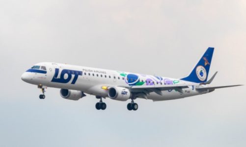 Pierwszy rejs samolotu PLL LOT w malowaniu Śliwki Nałęczowskiej