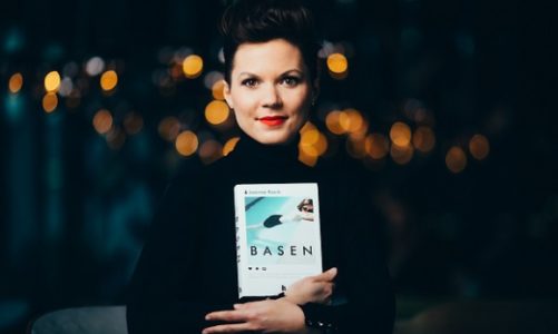 HARDE LIVE: spotkanie z Joanną Kocik, autorką powieści ?Basen?
