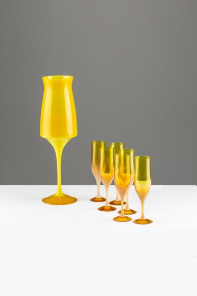 Aukcja i wystawa ?Design. Piękno na co dzień? BIZNES, Kultura - Aukcja i wystawa ?Design. Piękno na co dzień? w DESA Unicum