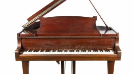 1,3 mln za fortepian Władysława Szpilmana BIZNES, Kultura - Blisko 1,3 mln zł ? tyle zapłacono za fortepian Steinway należący do jednego z najwybitniejszych polskich pianistów, Władysława Szpilmana. To równocześnie najdrożej wylicytowany instrument muzyczny na aukcji w kraju.