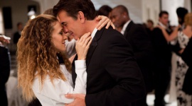  Film, - Są produkcje filmowe, których sam tytuł kojarzy się z dobrym stylem: jak ?Seks w wielkim mieście? i charakterystyczne stroje Carrie Bradshaw. Historia dziennikarki z Nowego Jorku to nie jedyne fashion statement we współczesnym kinie. TNT wyemituje cykl ?W dobrym stylu?.